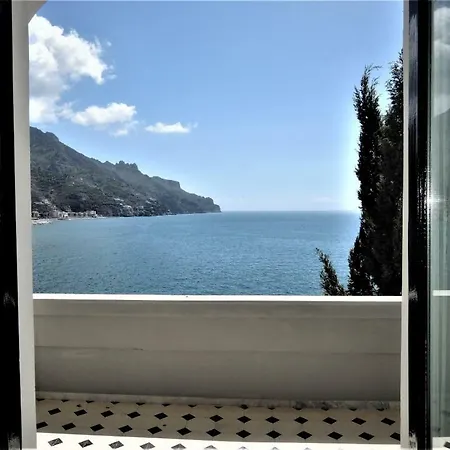 Smeraldo Tatil Evi
